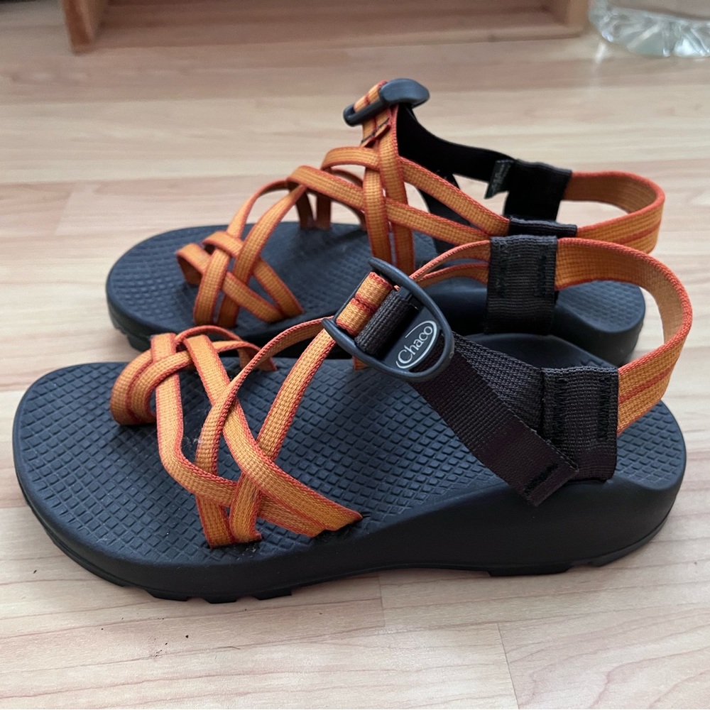 Women’s Chaco Sandals size 6.